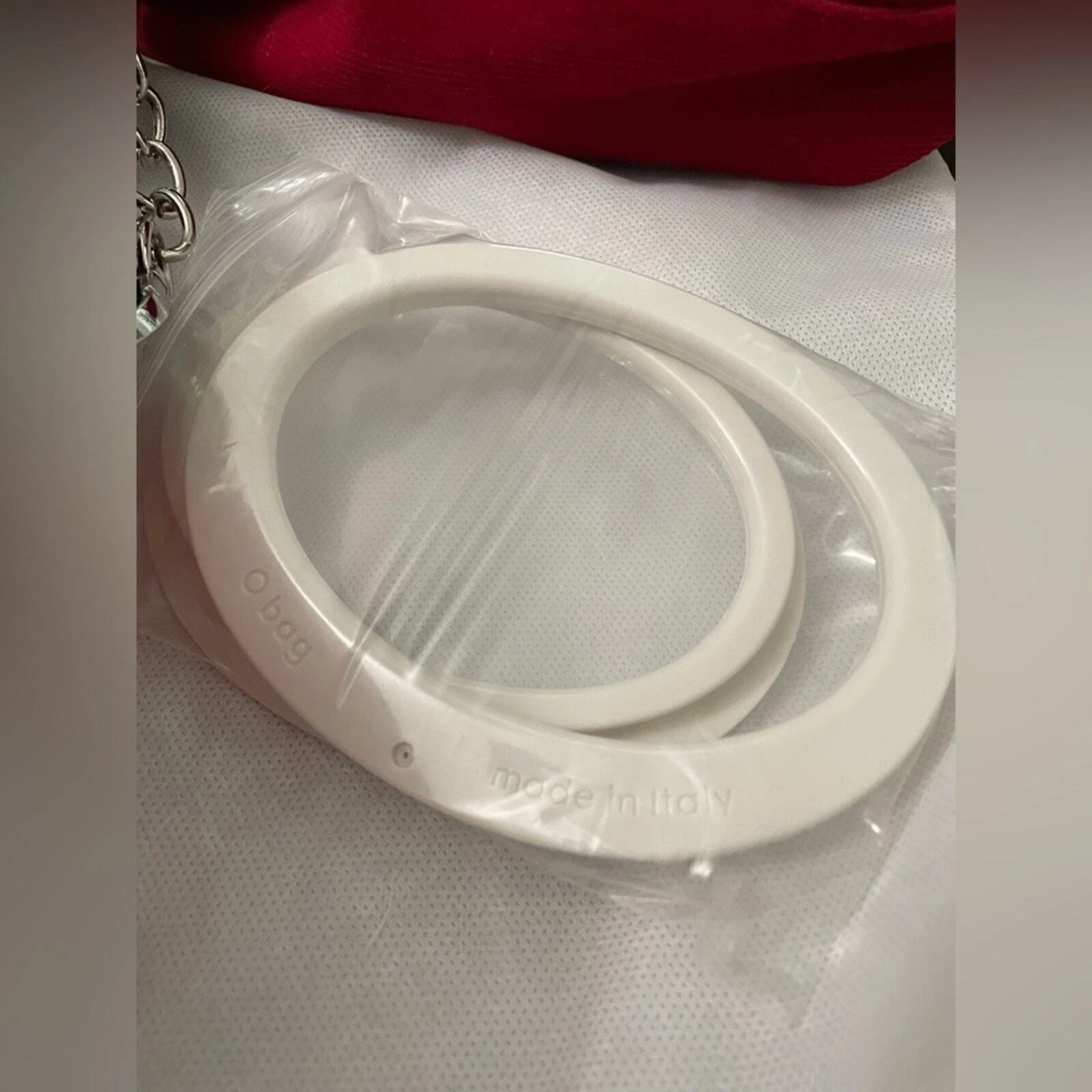 O Bag in red with interchangeable handles and removable chain shoulder strap - O Bag