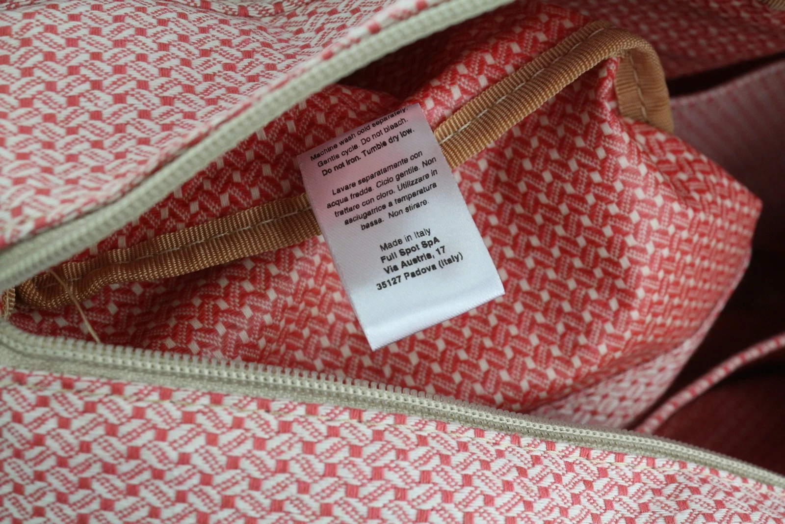 O Bag Women Bag OS Grey Soft Inner Zip Pouch Double Handle Square Logo - O Bag