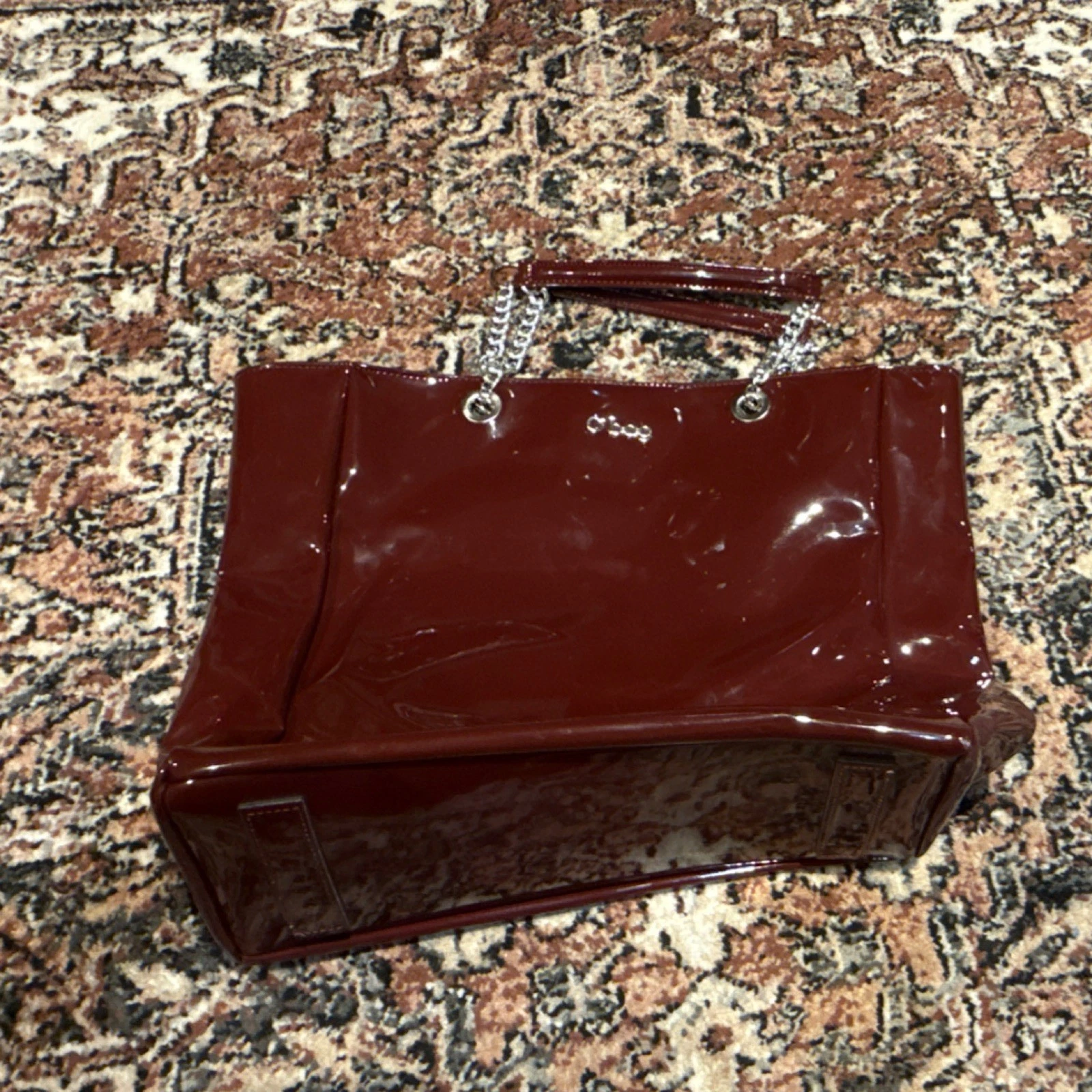 O bag Burgundy polyurethane Tote with short Chain Handles - O Bag