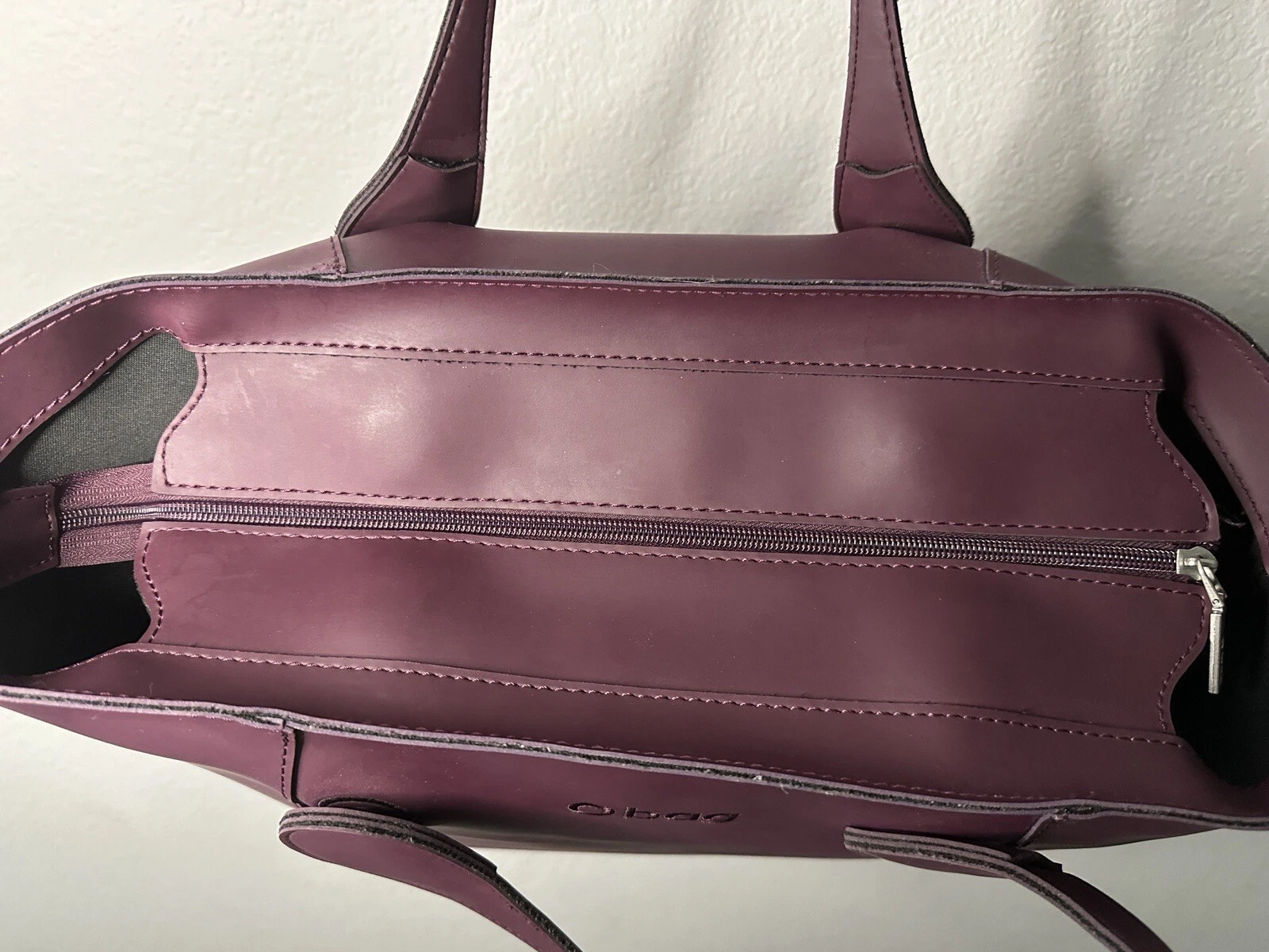 Obag eggplant zip top tote style purse - O Bag