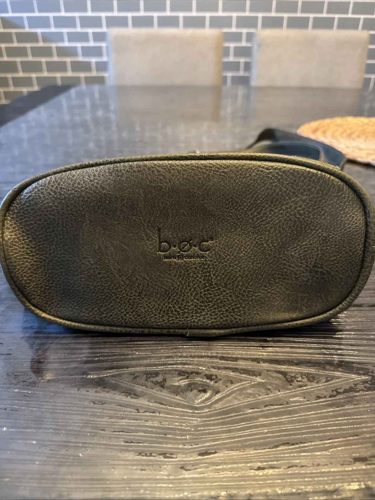 Born B.O.C. green crossbody purse with power bank pouch - O Bag