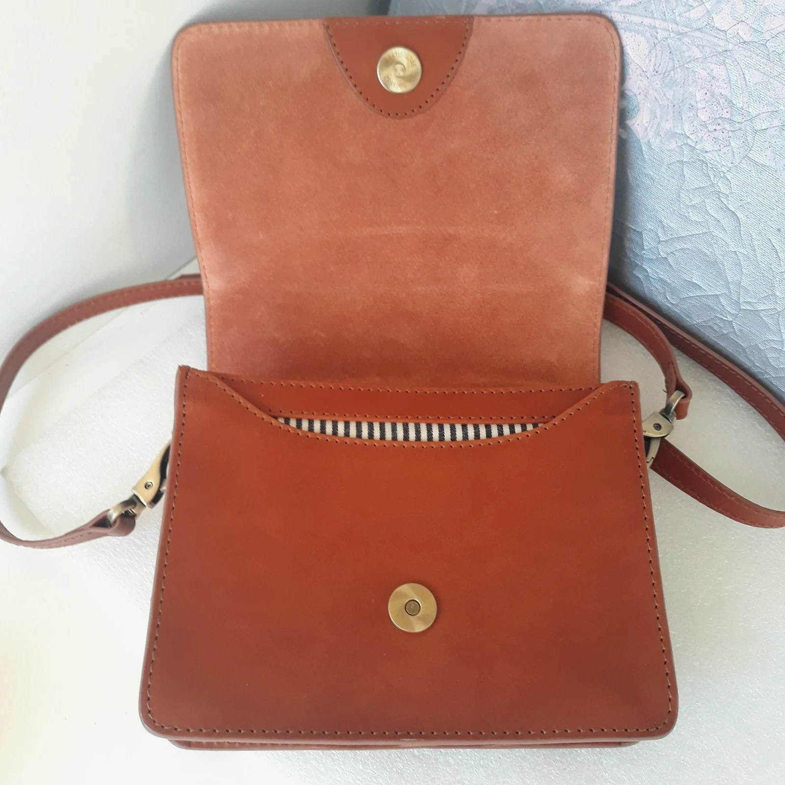 O MY BAG ~ Amsterdam ~ Crossbody Small Bag Purse Brown Leather ~ Magnetic ~ New - O Bag