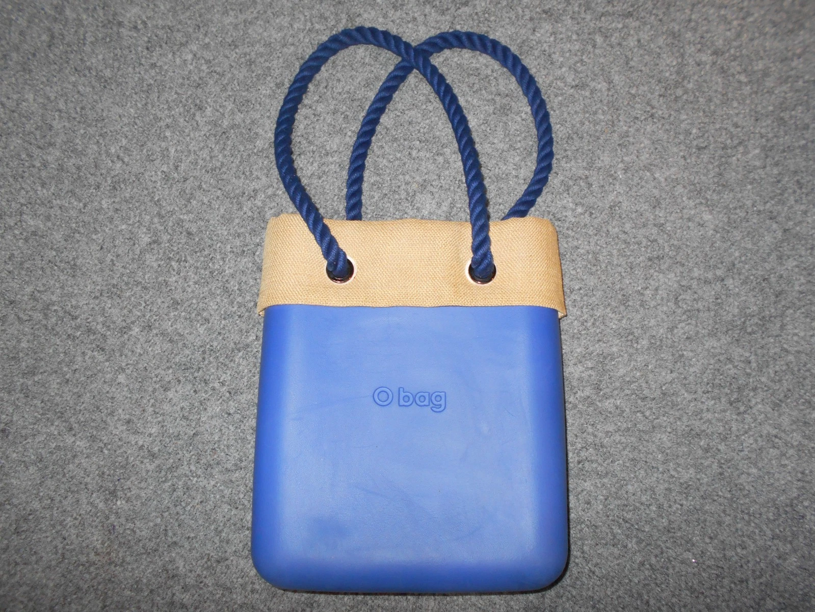 O BAG GENUINE! DARK BLUE RUBBER & BURLAP TOP SHIP ROPE HANDLES TOTE BAG - O Bag