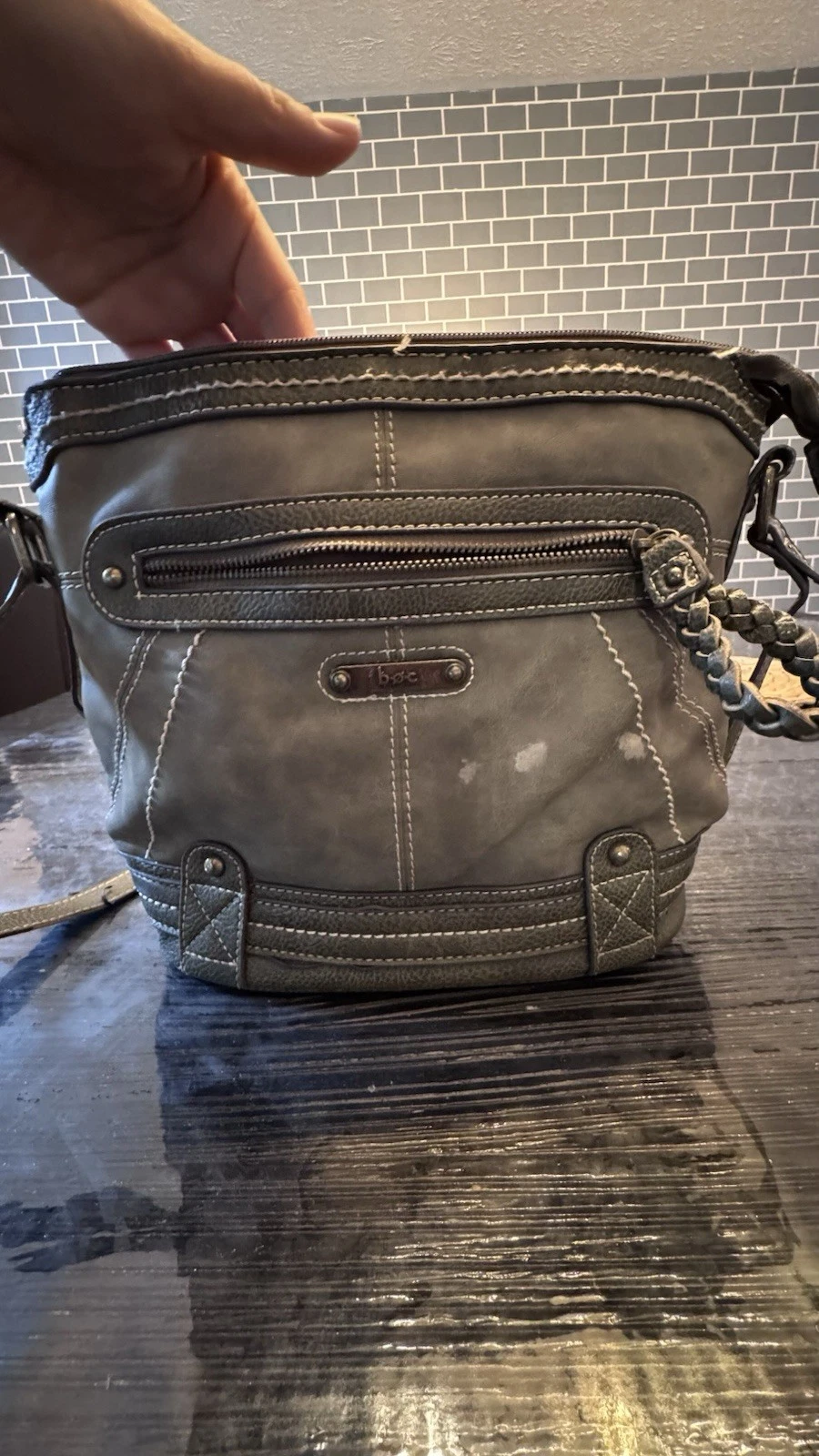 Born B.O.C. green crossbody purse with power bank pouch - O Bag