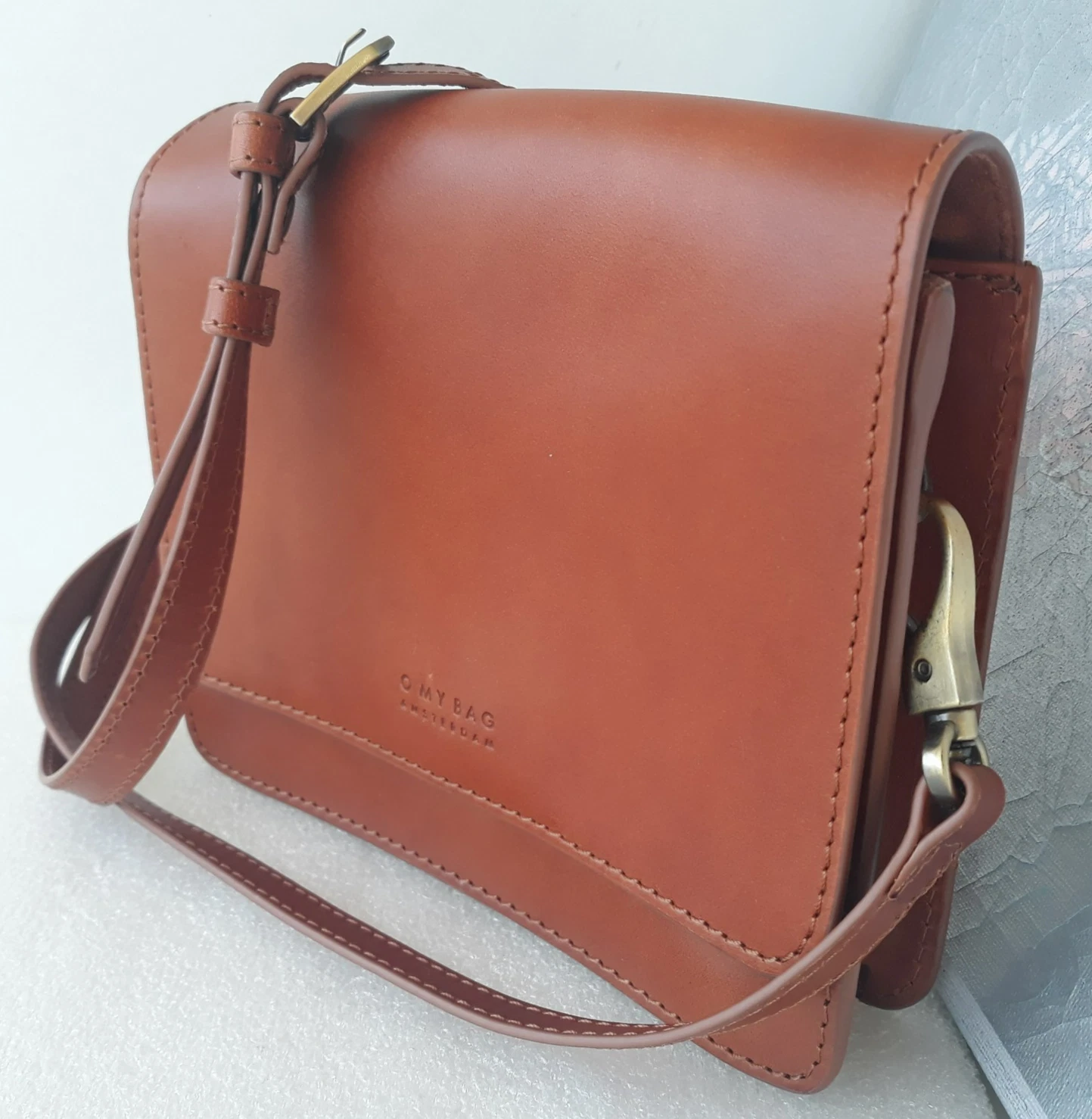 O MY BAG ~ Amsterdam ~ Crossbody Small Bag Purse Brown Leather ~ Magnetic ~ New - O Bag