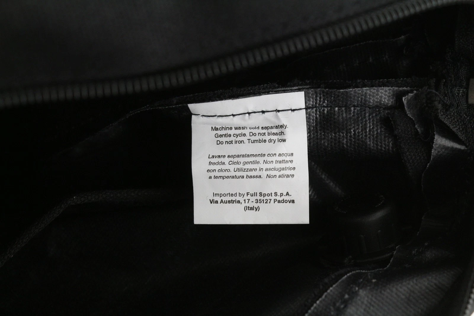 O BAG Chic Women bag OS Black Textured Pattern Front Inner bag Logo Tote - O Bag