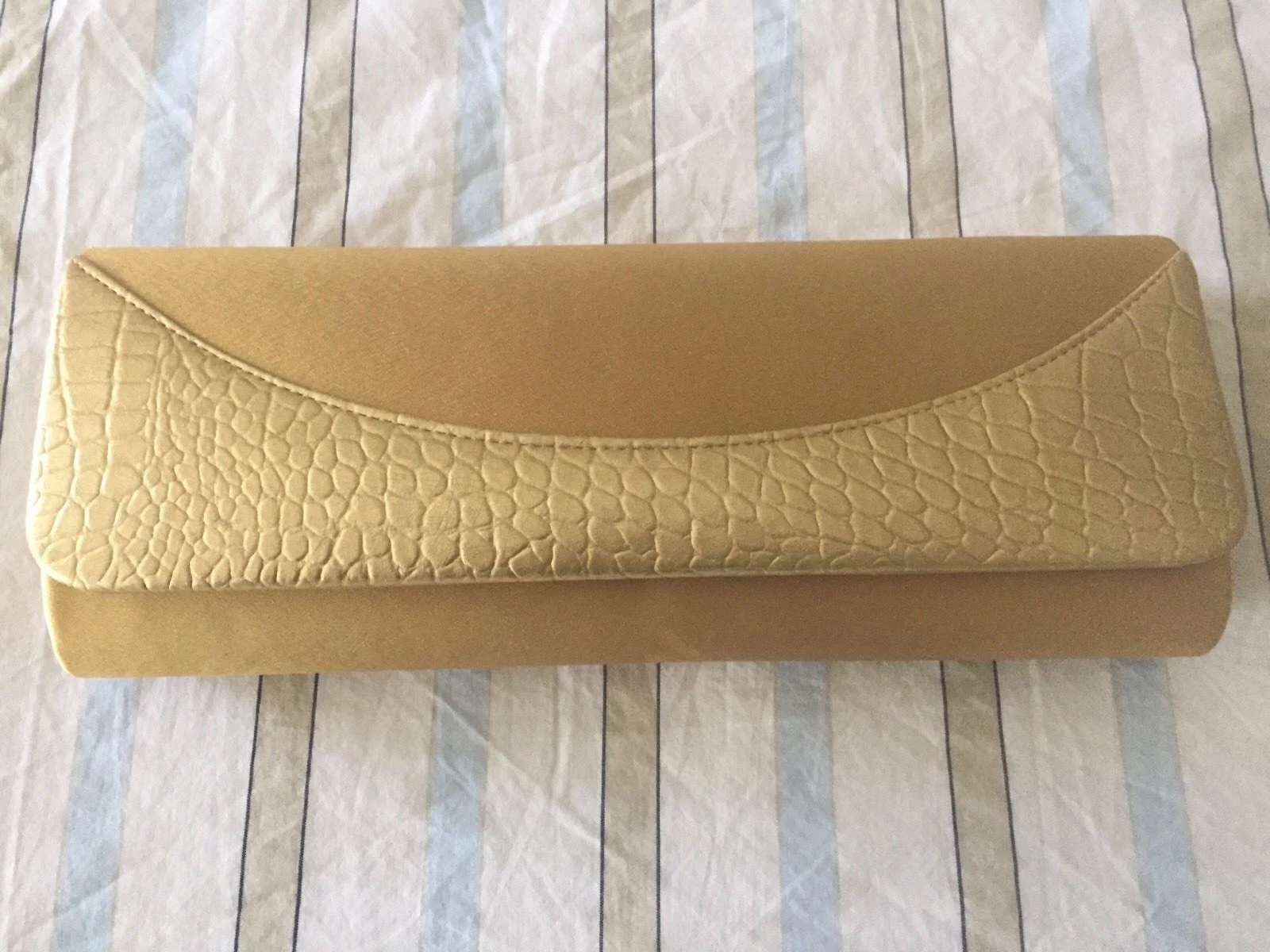 Women's Gold Clutch Bag - O Bag