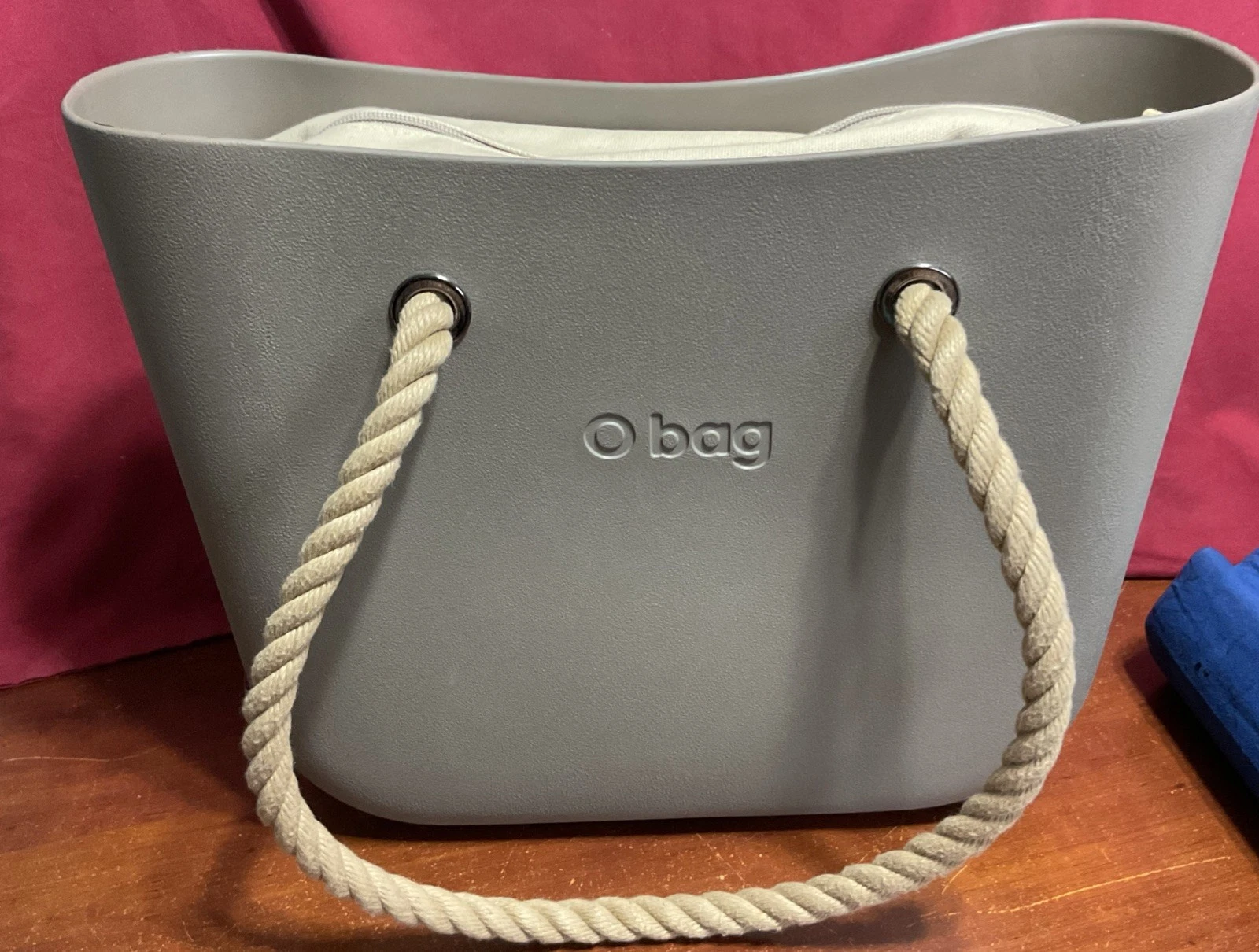 “O BAG “ ITALIAN MADE BAG GREY WATERPROOF ZIPPER LINER ROPE HANDLE - O Bag
