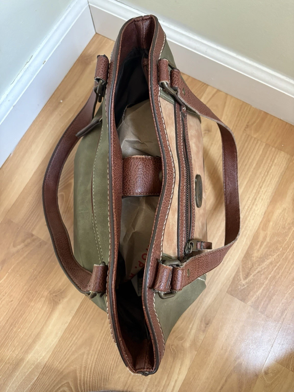 b.o.c. Tan and Olive Shoulder Bag - O Bag