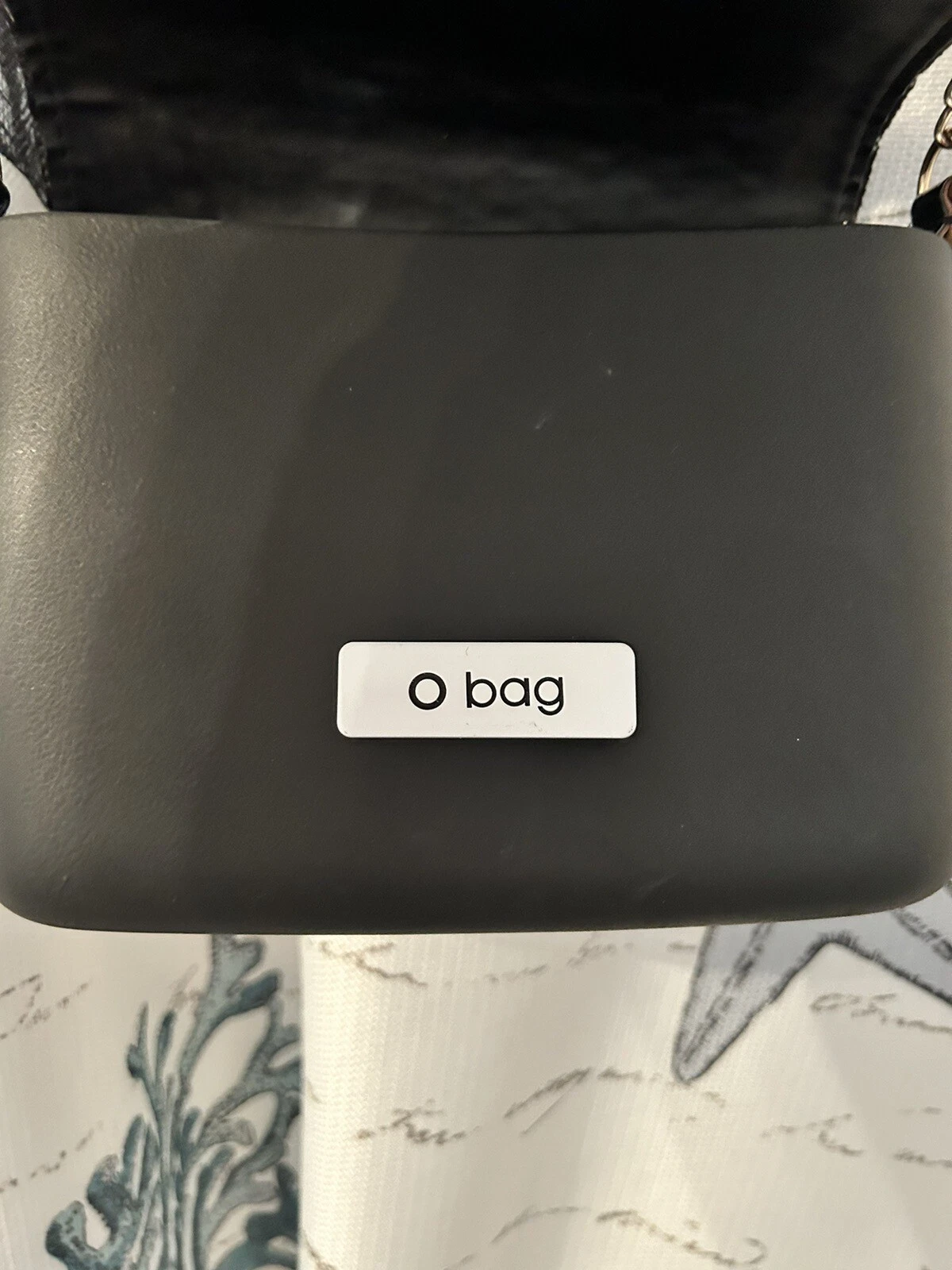 O Bag Crossbody Purse w/ Chain Strap - O Bag