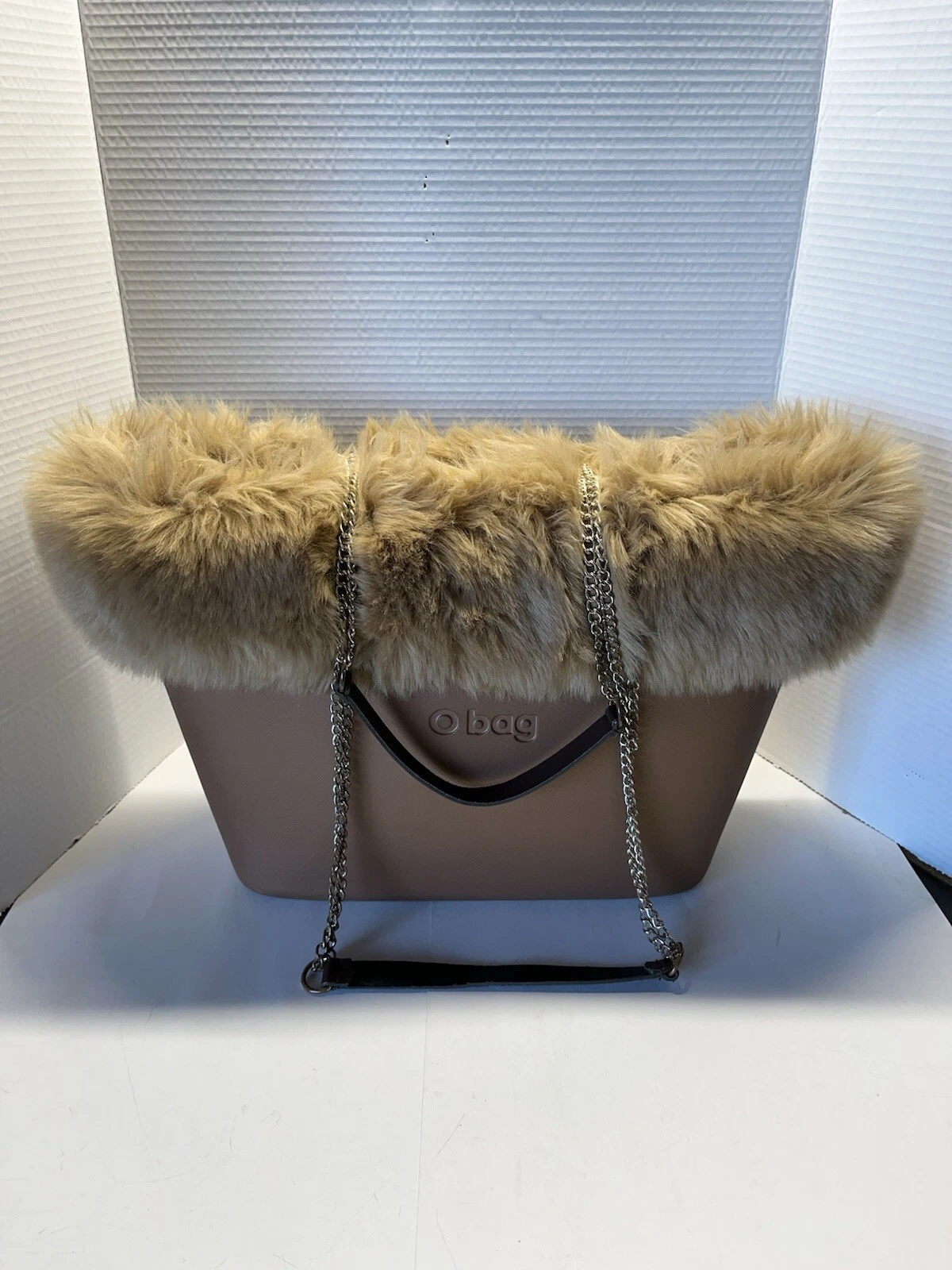 O Bag Italy Handbag - O Bag