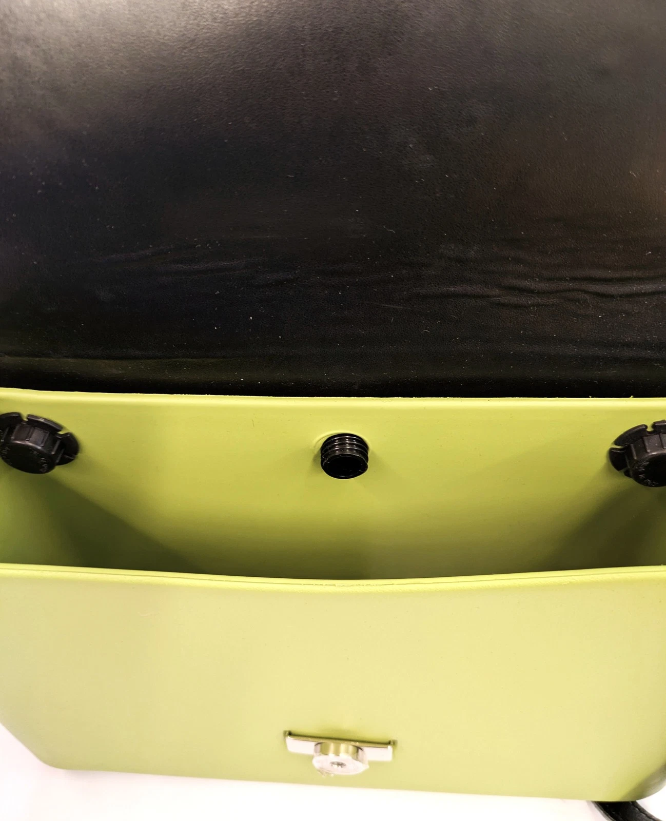 O BAG Crossbody Bag Logo Detachable Strap Magnetic Flap - O Bag